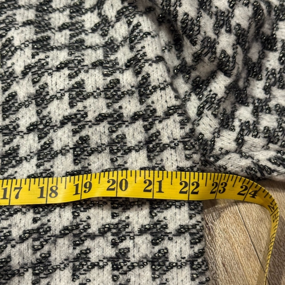 MNG Wool Blend Houndstooth Sweater w/ Puff Shoulder Size Large - Picture 4 of 5